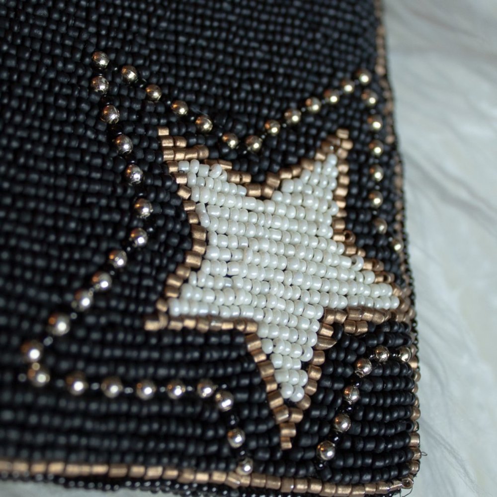MARY FRANCES black rock n roll beaded star phone bag - gold chain strap NWOT - Picture 4 of 10